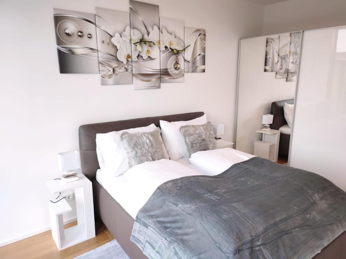 Panorama Apartment Vienna - free parking, sauna&fitness Exteriör bild